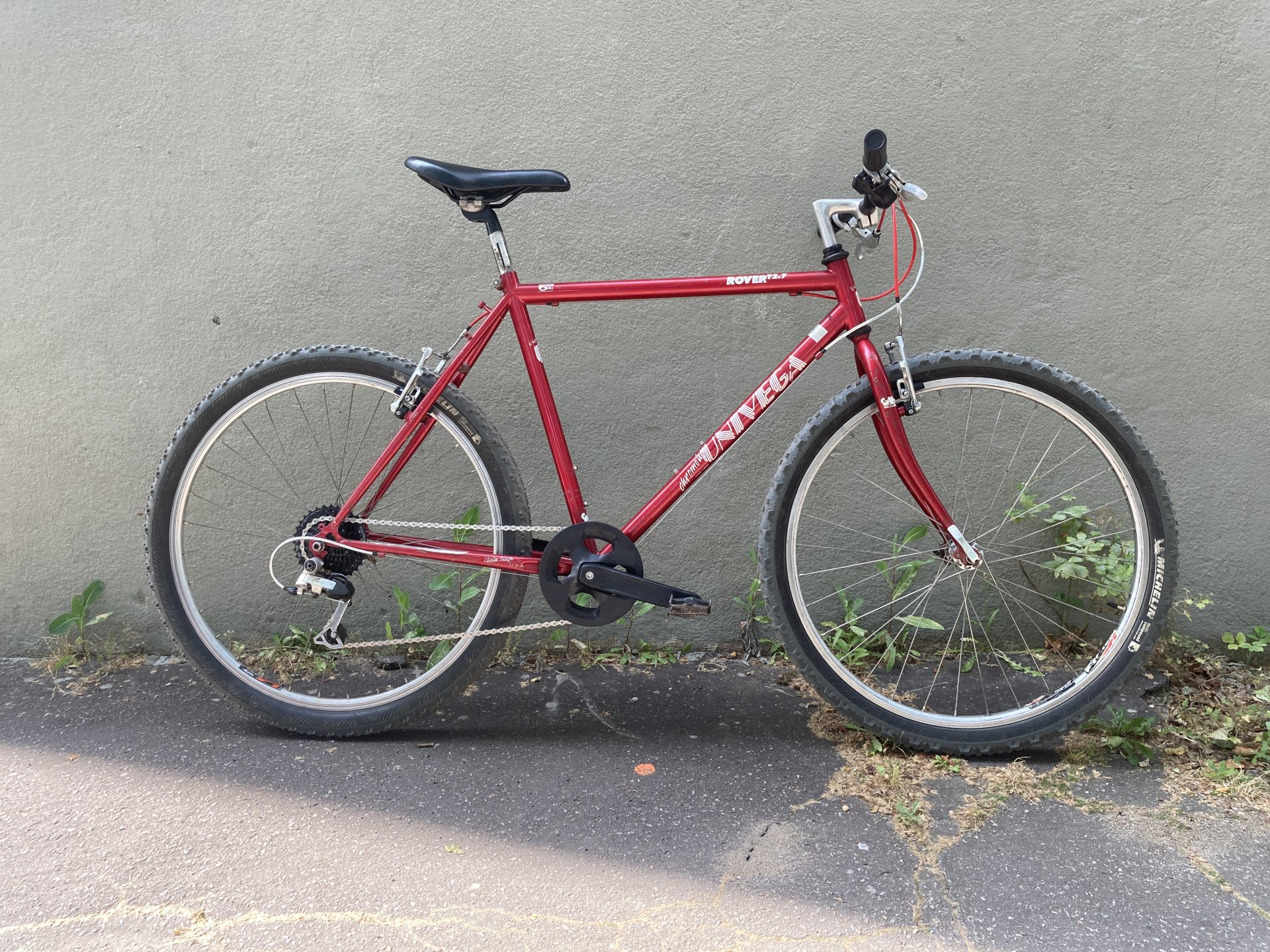 Univega rouge